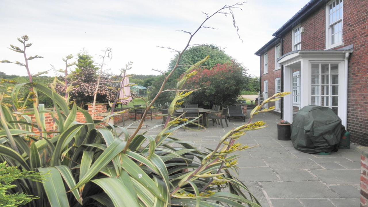 Bed and Breakfast Clumber Lane End Farm Worksop Esterno foto